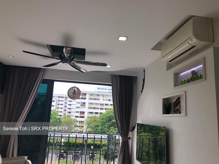 Esparina Residences (D19), Condominium #212418211